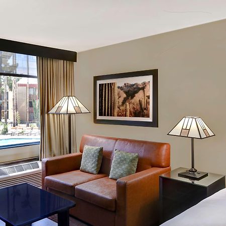 Doubletree By Hilton Phoenix- Tempe Eksteriør bilde