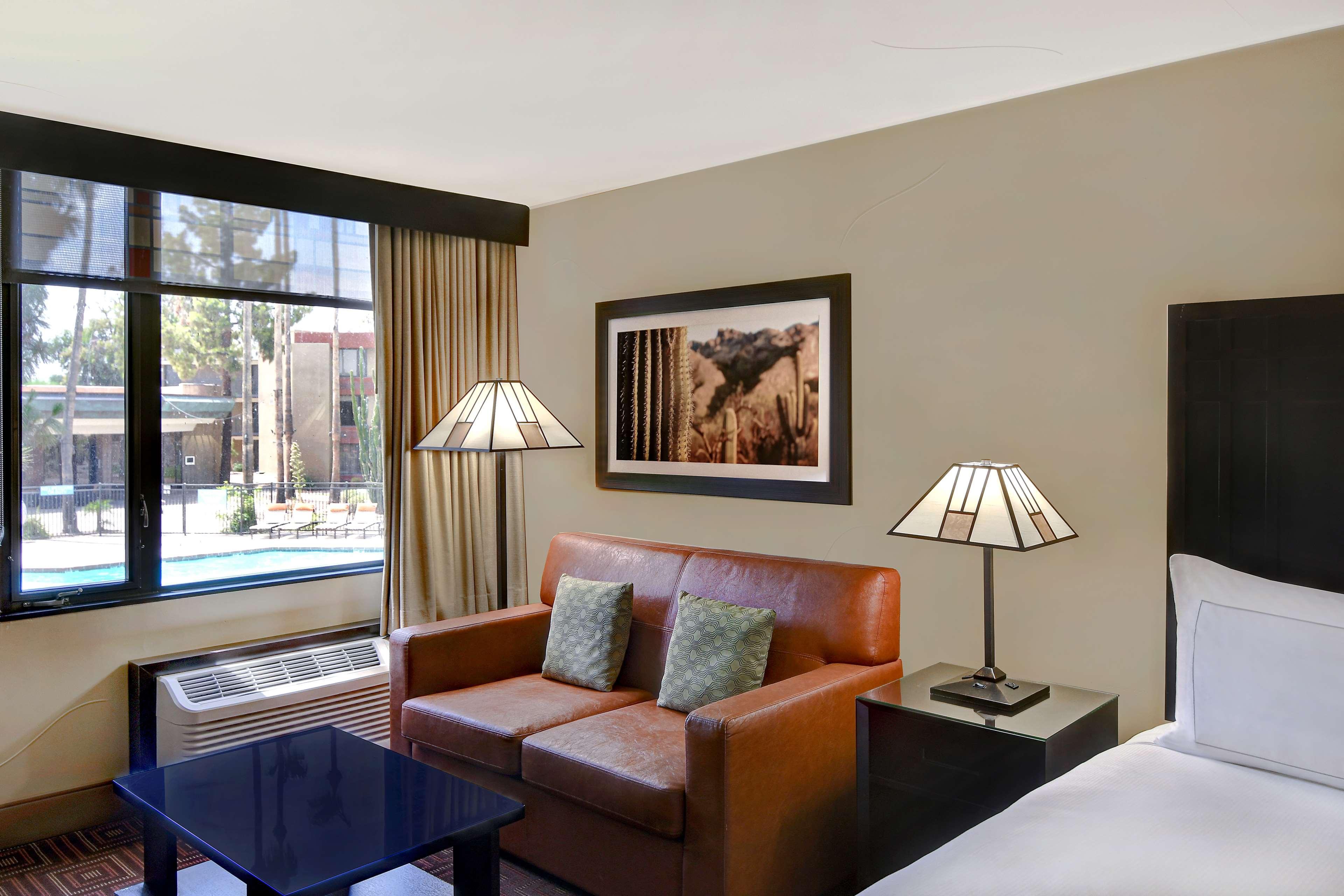 Doubletree By Hilton Phoenix- Tempe Eksteriør bilde