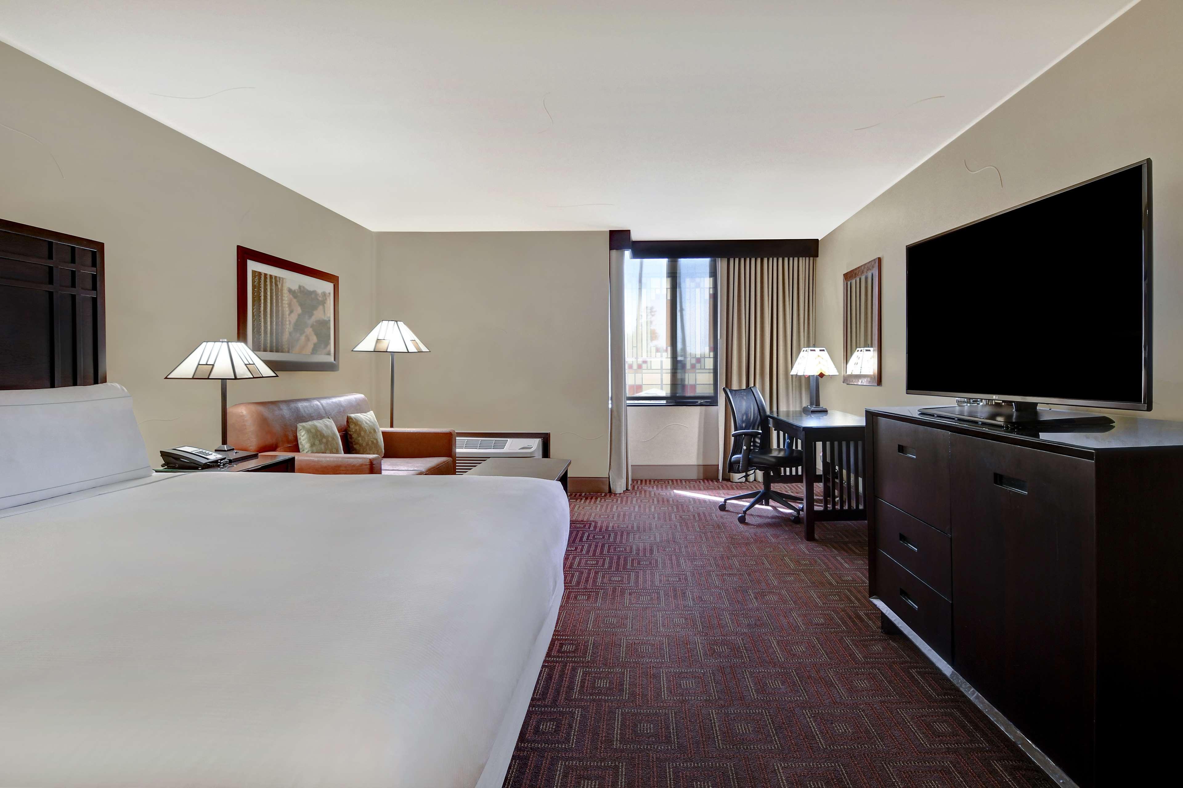 Doubletree By Hilton Phoenix- Tempe Eksteriør bilde