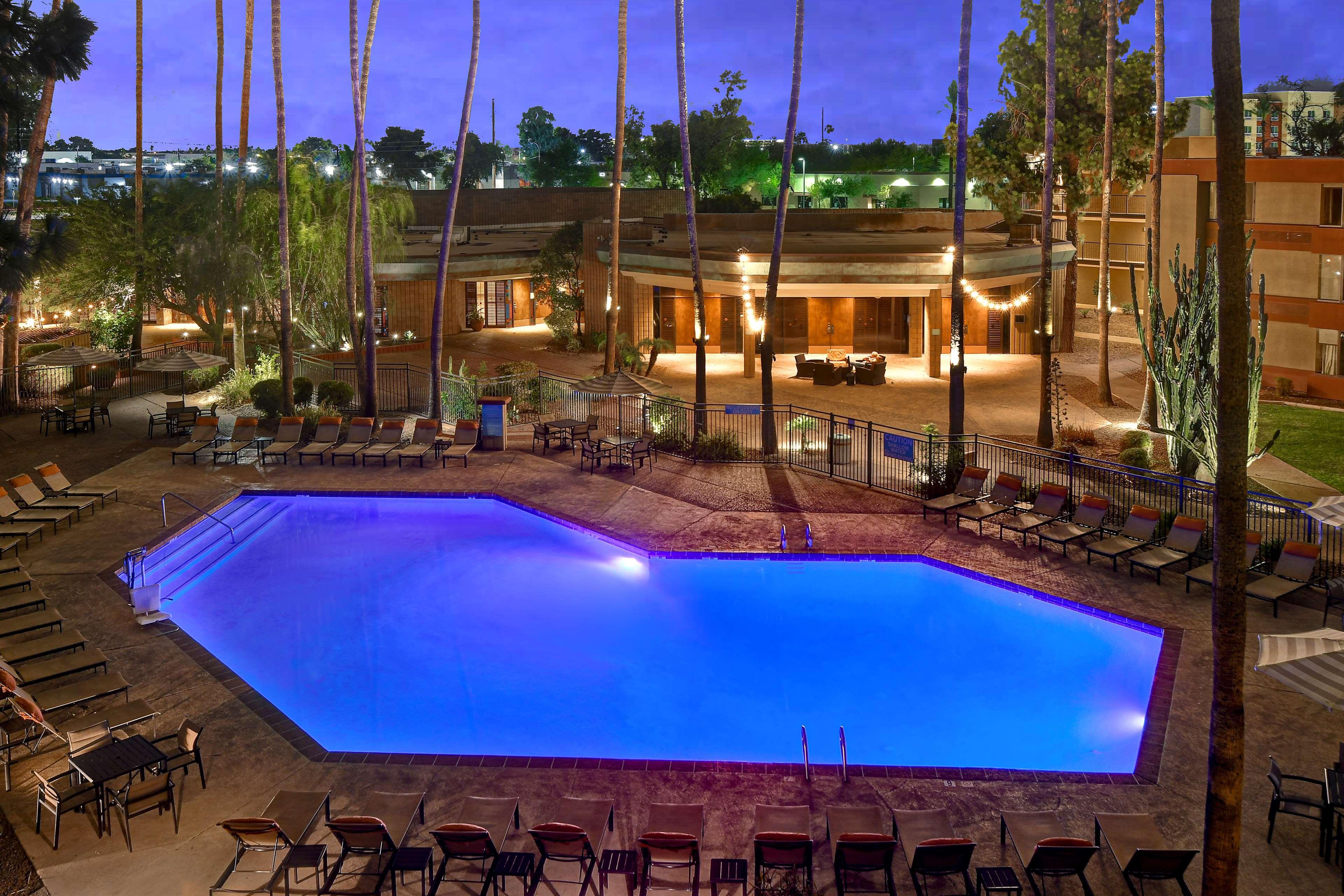 Doubletree By Hilton Phoenix- Tempe Eksteriør bilde