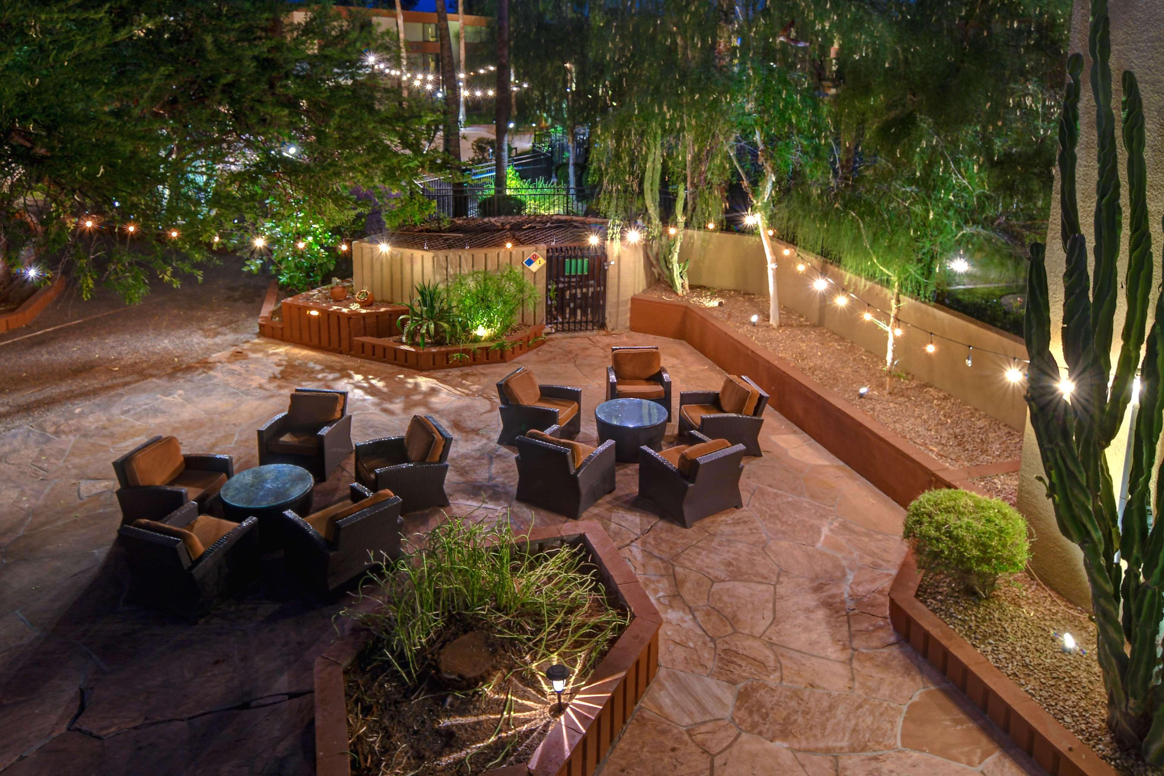 Doubletree By Hilton Phoenix- Tempe Eksteriør bilde